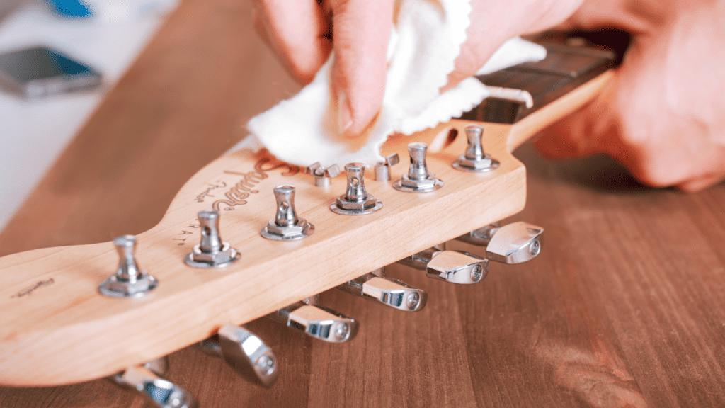 How to clean your guitar